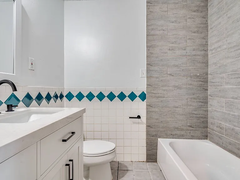 1306 Glenda Dr #A — Photo 12