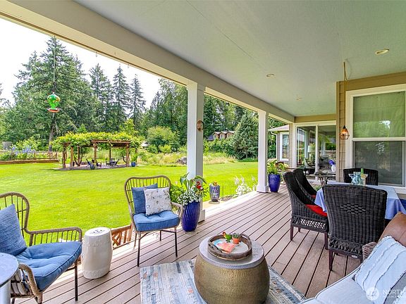 5th image of 3009 107th Avenue SW