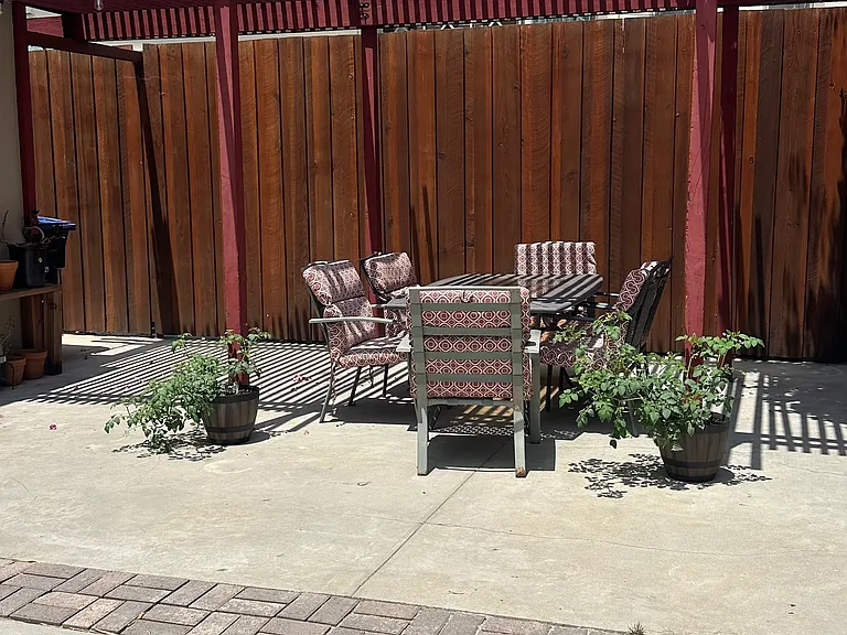 761 E Doran St — Photo 27