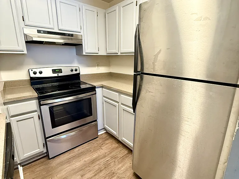 Vernon Homes — Photo 15