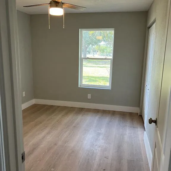 1114 Wyatt St — Photo 5