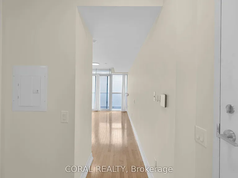 25 Carlton St #1901 — Photo 3