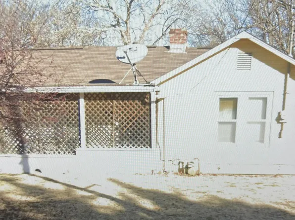1116 W 20th St N, Wichita, KS 67203