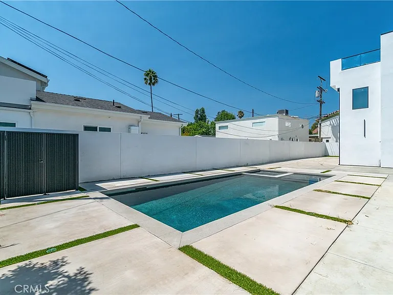 13838 Milbank St — Photo 47