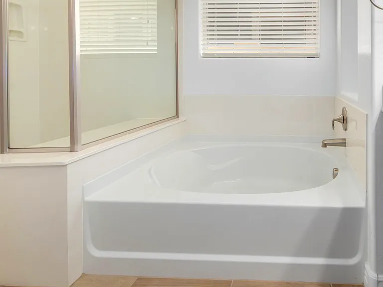 2615 W Balao Dr — Photo 24
