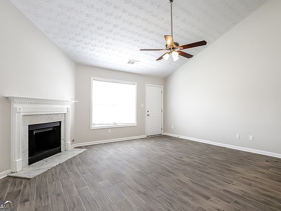 3rd image of 2524 Dalesford Ct