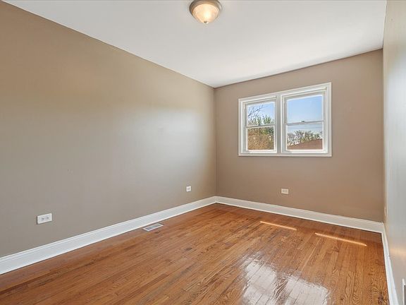 5th image of 8053 S Stewart Ave APT B