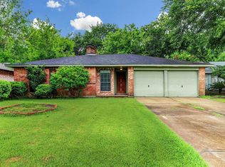 16714 Tibet Rd, Friendswood, TX 77546