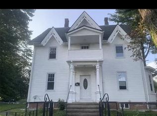 25 Church Dr, Cheshire, CT 06410