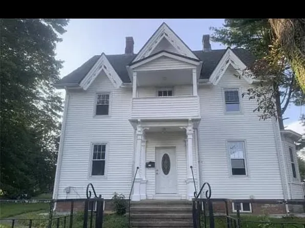 25 Church Dr, Cheshire, CT 06410