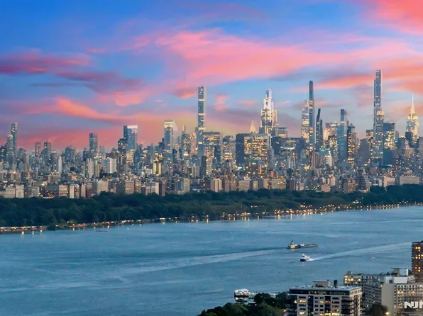 1600 Parker Ave APT 27G, Fort Lee, NJ 07024