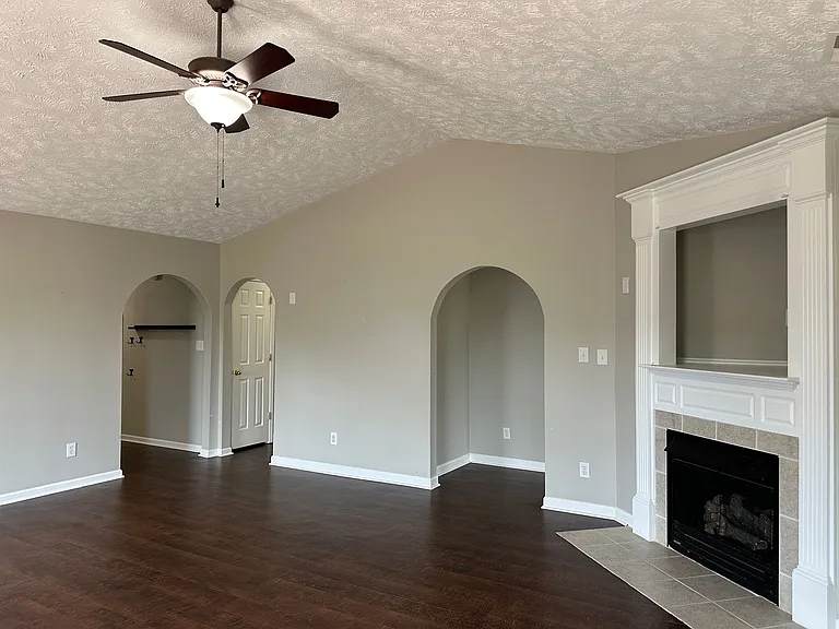 112 Harvest Ln — Photo 16