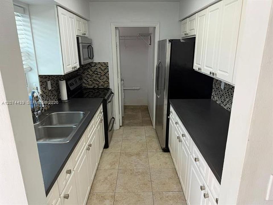 1st image of 1000 NW 76th Ter #1000