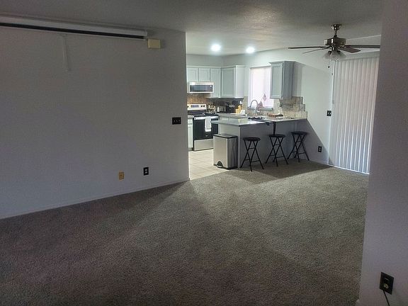 2nd image of 3275 McCulloch Blvd N