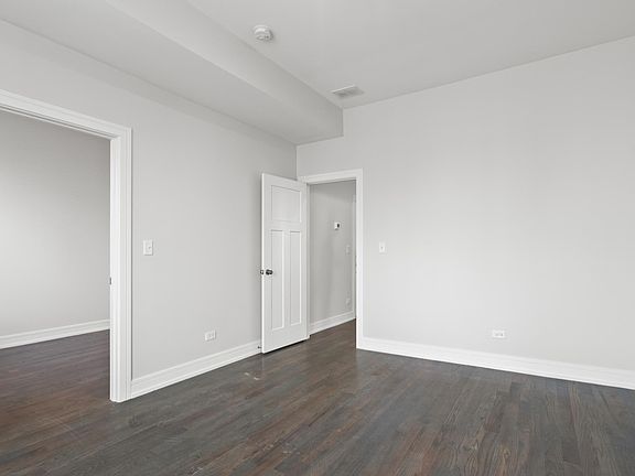 3rd image of 1321 S Lawndale Ave #2