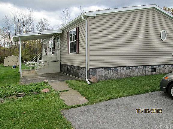2nd image of 323 Sunset Dr