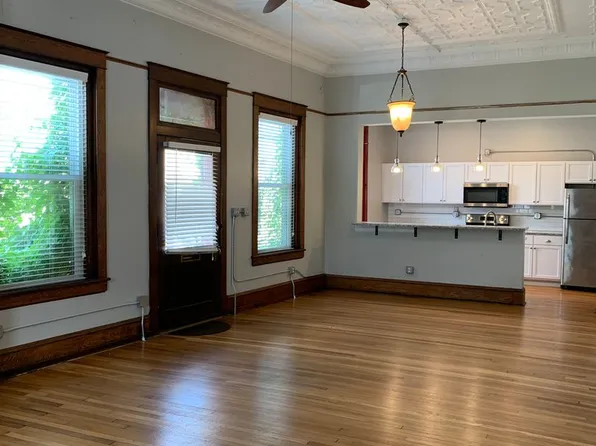 Herb House, 109 Pendleton St #101, Marion, VA 24354