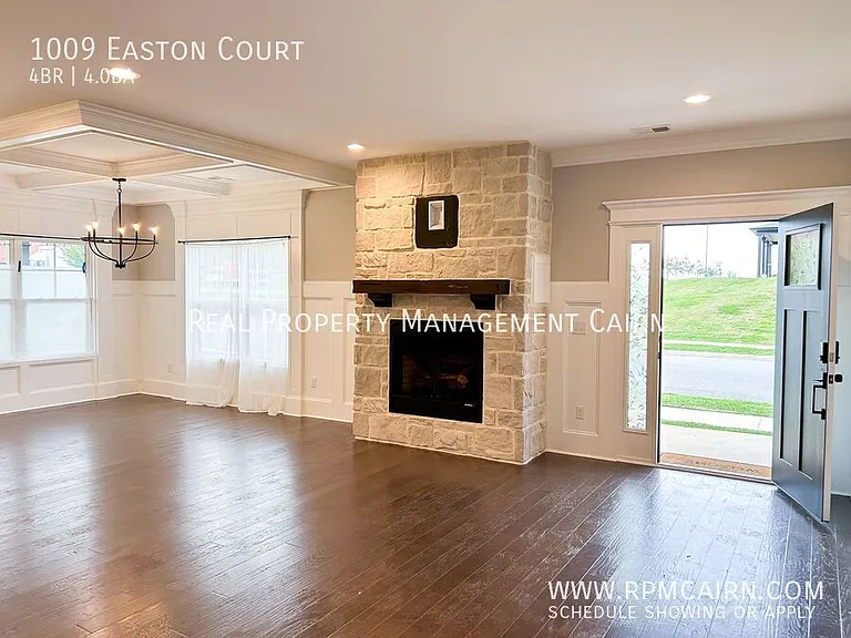 1009 Easton Ct — Photo 6