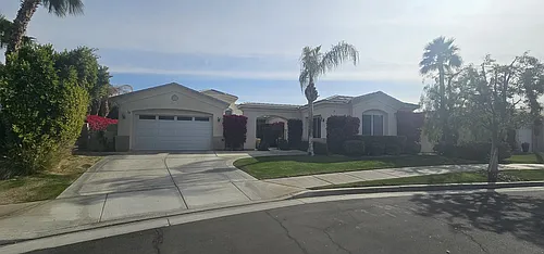 10 Champagne Cir Photo 1