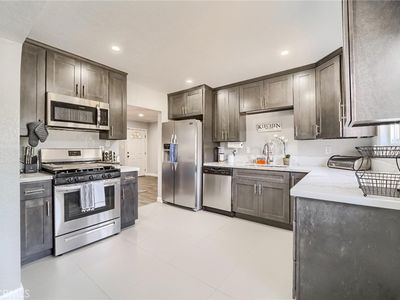 1012 S Central Ave, Compton, CA, 90220