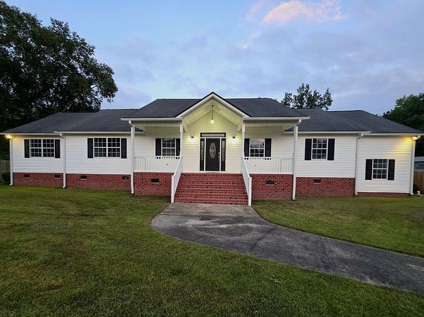 1004 Magnolia Ln