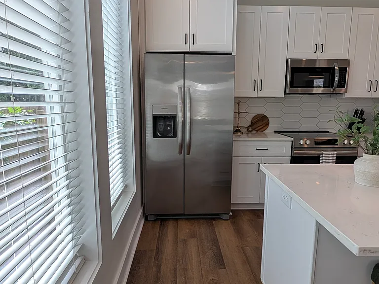 202 S Hancock St — Photo 5