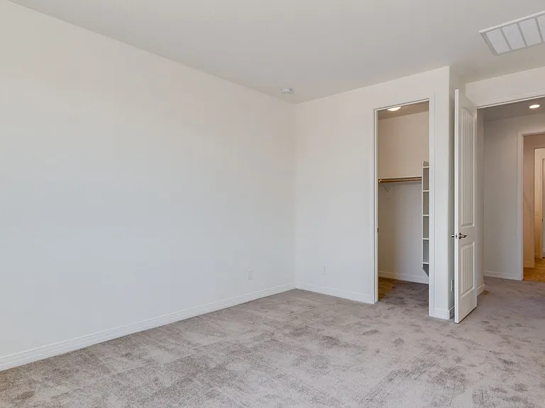 1674 N Hester Trl — Photo 17
