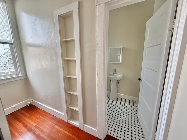 2275 Sutter St #10 — Photo 5