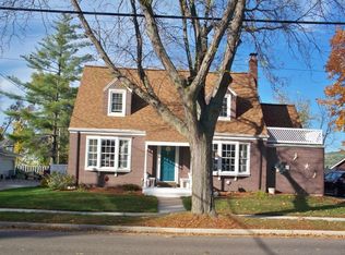 125 W Madison St, Spring Green, WI 53588