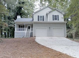 1052 Mountain Woods Ct, Stone Mountain, GA 30087