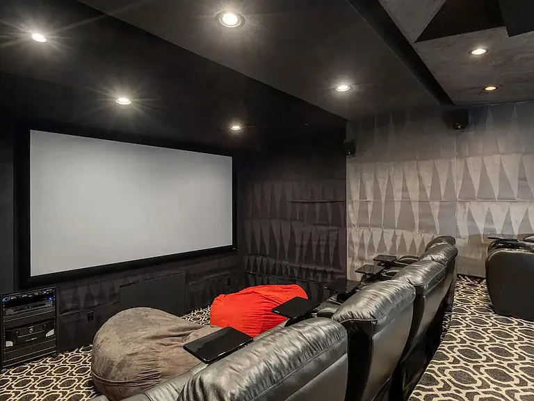 Home Cinema