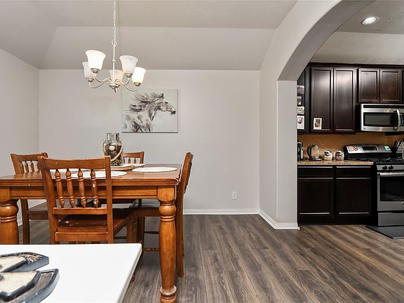 5th image of 11017 Groveshire Dr