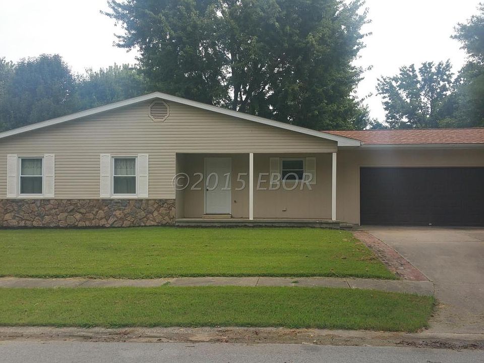 1st image of 619 S Wedgewood Ln