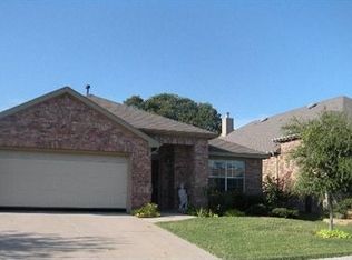 330 Highland Ridge Dr, Wylie, TX 75098