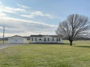 1400 County Road 450 N, Fairfield, IL 62837