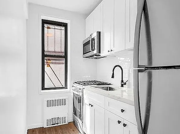 48-21 40th St #5-H, Queens, NY 11104