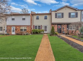 108 Greenwood Loop Rd, Brick, NJ 08724