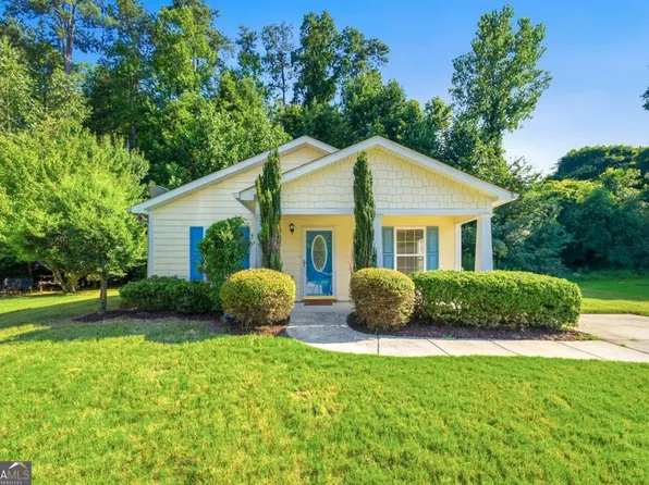 6955 Satterlee Woods Ln, Austell, GA 30168
