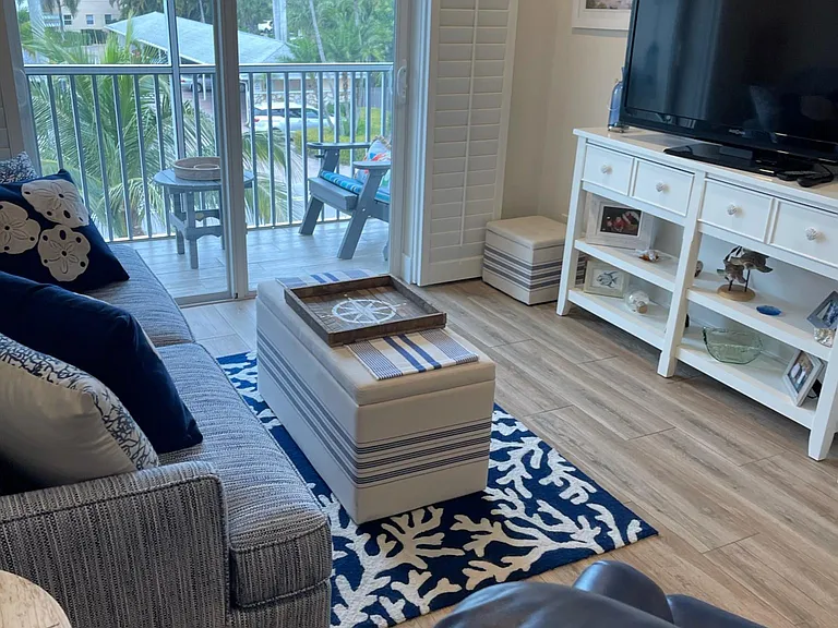 1100 Gulf Shore Blvd N #307 — Photo 12