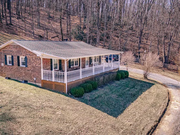 2175 Walkers Creek Valley Rd, Pearisburg, VA 24134