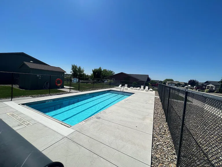 9002 Vialago Pkwy — Photo 15