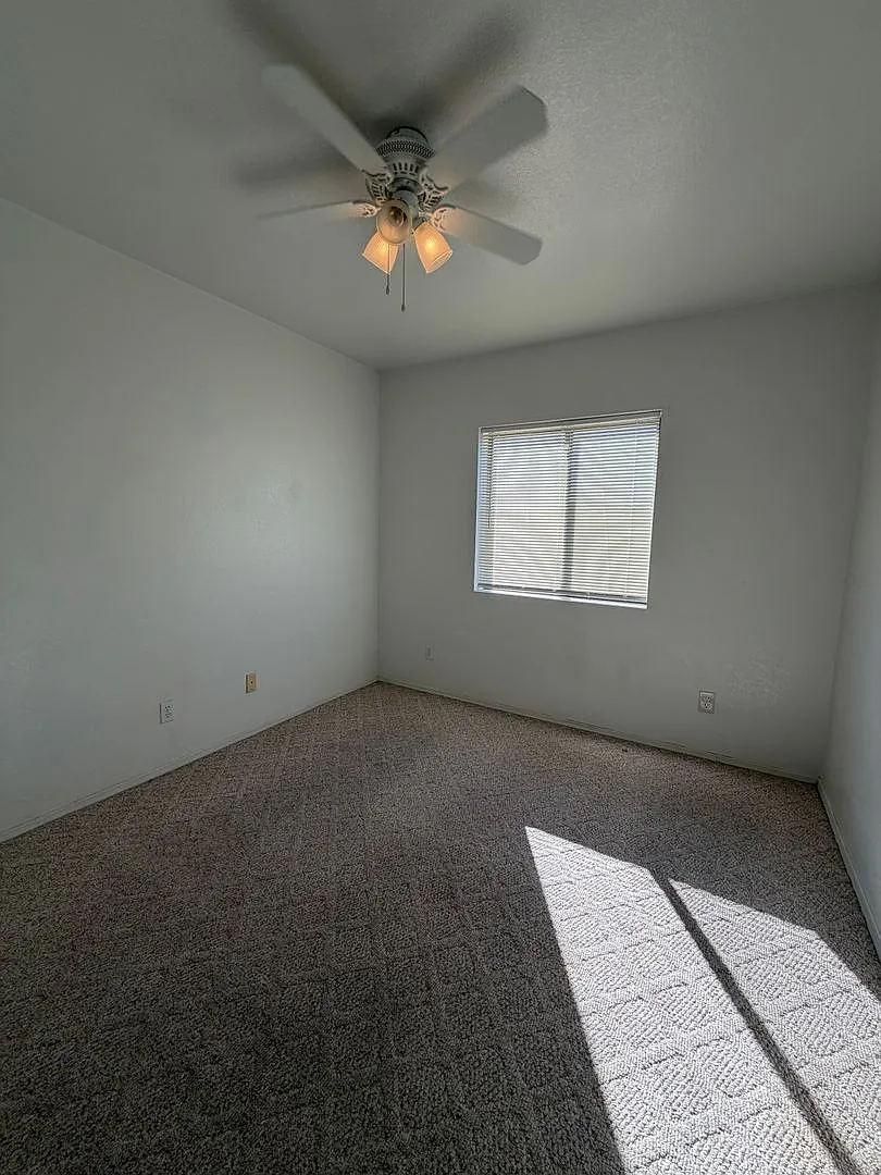 Greenlee1205 — Photo 2
