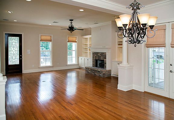 5th image of 5870 Gen Haig St
