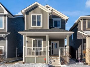 24 E Fireside Burrow, Cochrane, AB T4C 0T3
