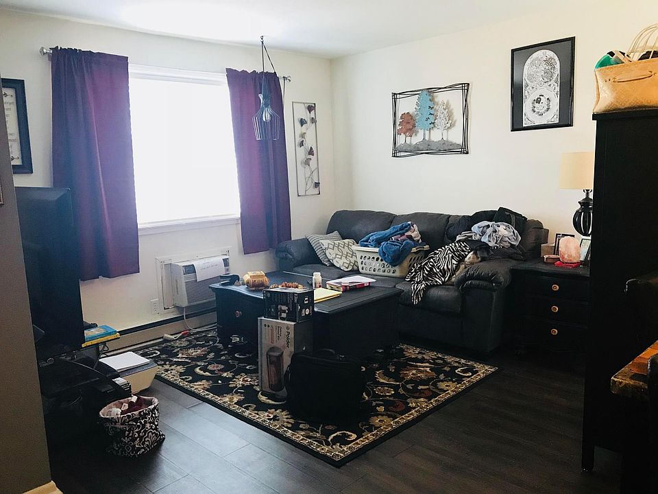 1st image of 323 S Grant St APT 3