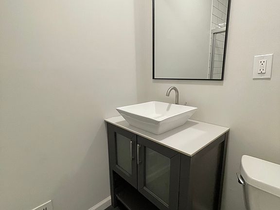 3rd image of 55 Cebra Ave
