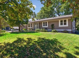 1755 Ithaca Ln N, Plymouth, MN 55447