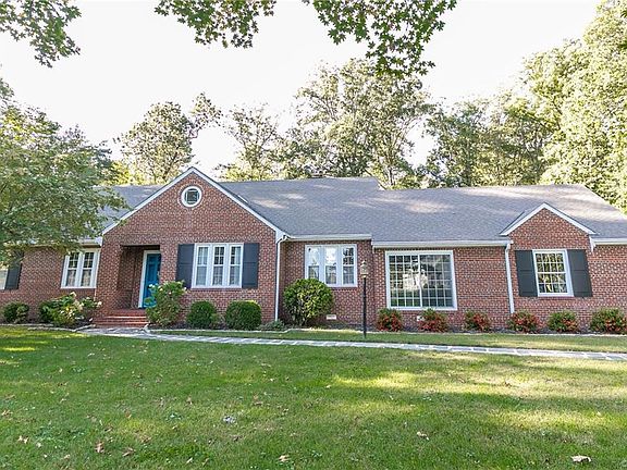 5th image of 8164 Windsor Dr
