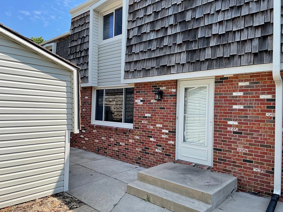 4324 Abbott Rd