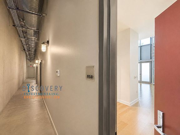 4th image of 585 9th St #858